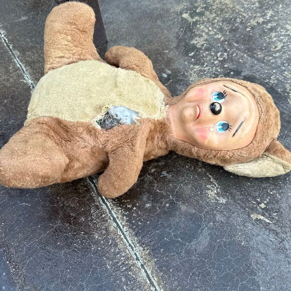 Vintage Rushton sad crying bear plastic face plush stuffed animal anthropomorphi - Picture 4 of 8